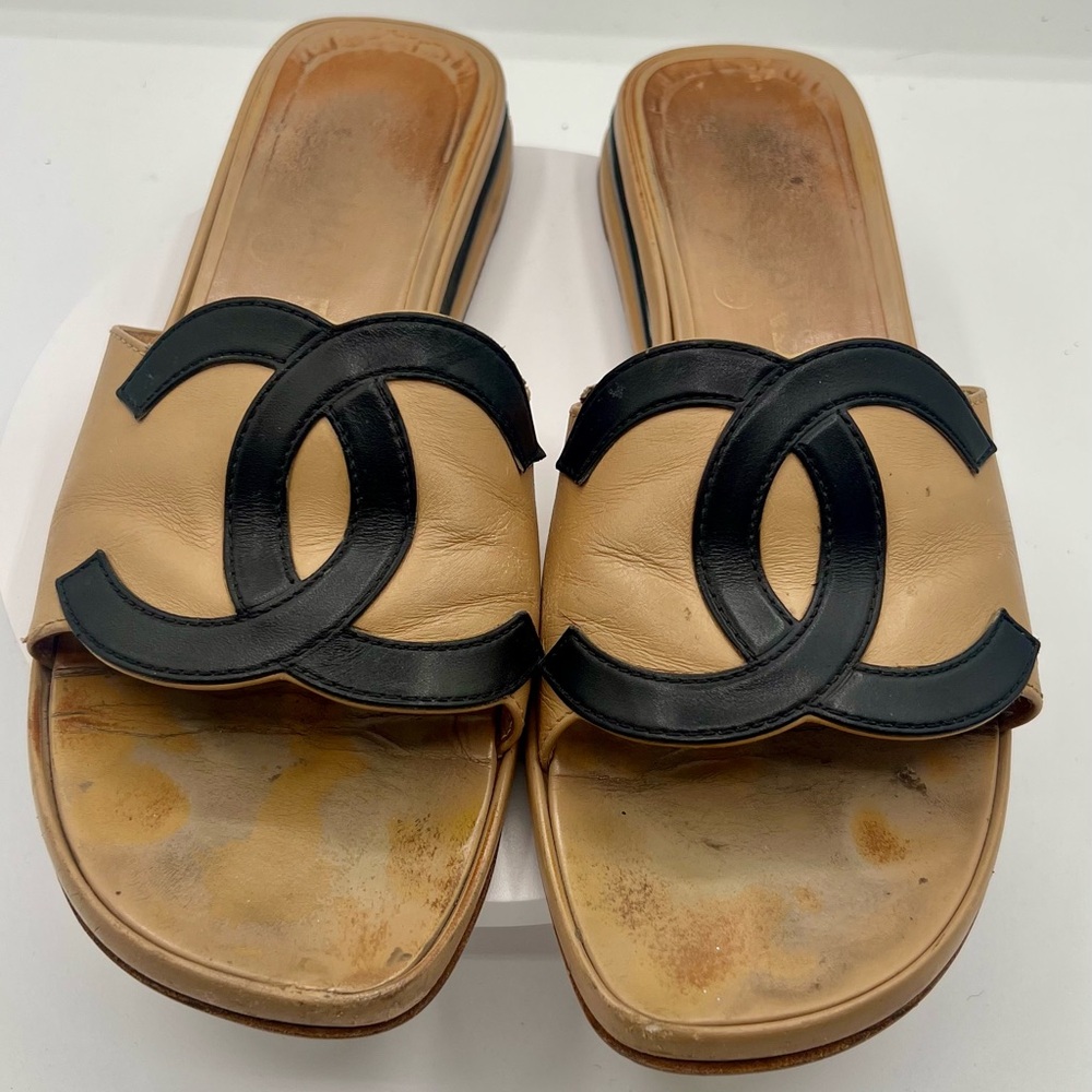 Sold! CHANEL Beige and Black Women's Sandals - Picture 2 of 8